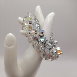 Vintage Aurora Borealis Crystal Cha-Cha Stretch Bracelet 10mm Beads